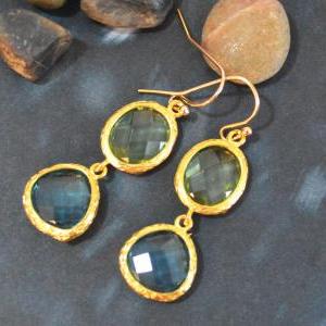 Glass drop earrings, Chrysolite&aqu..