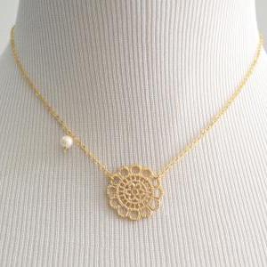 Lace Pendant Necklace, Pearl Necklace,gold Plated..