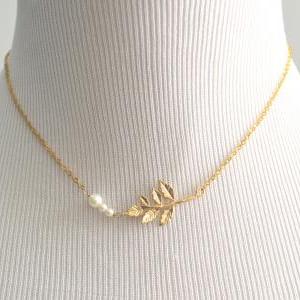 Leaf Pendant Necklace, Pearl Necklace,gold Plated..