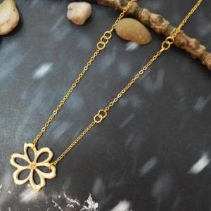 A-166 Flower necklace, Jump ring ne..