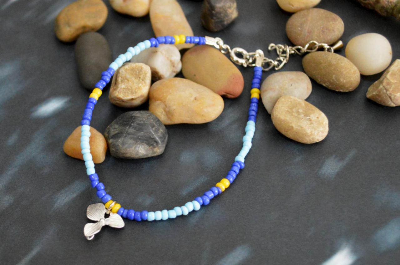 SALE) C-013 Beaded bracelet, Seed bead bracelet, Charm bracelet, Simple bracelet, Flower bracelet/Everyday jewelry/