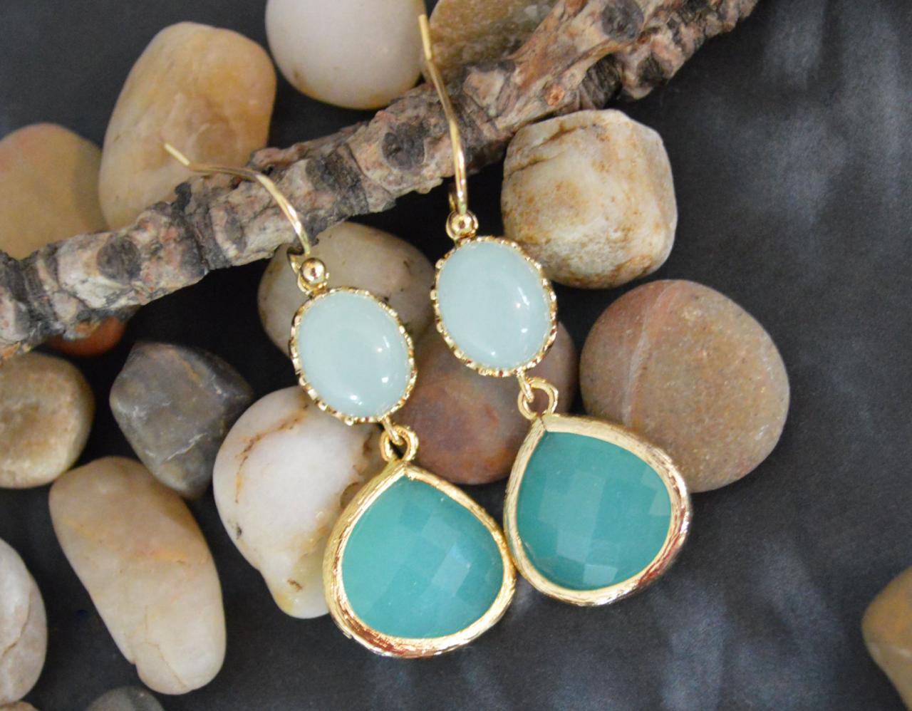 SALE) B-020 Glass mint earrings, Bezel set mint blue drop earrings, Dangle earrings, Gold plated /Bridesmaid gifts/Everyday jewelry/