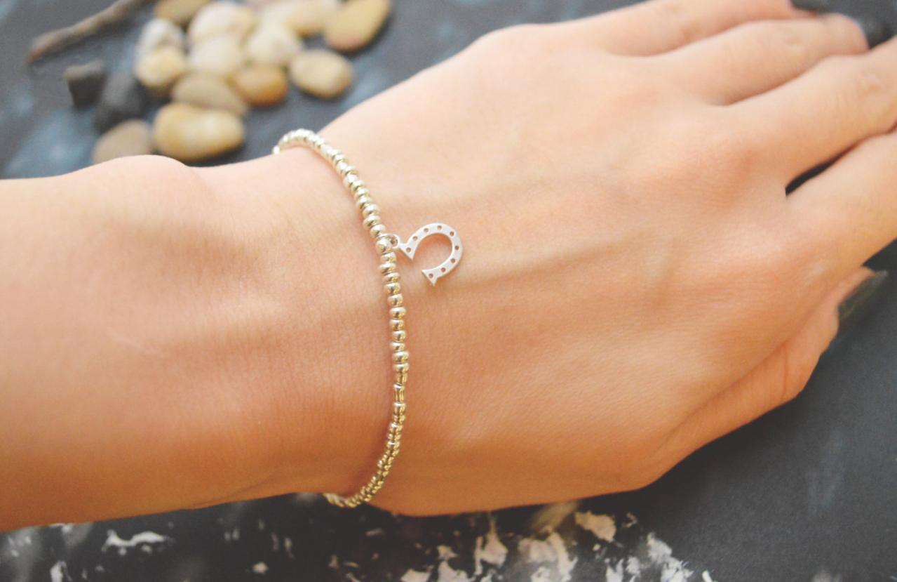 C-058 Silver Beaded bracelet, Seed beads bracelet, Horseshoe bracelet, Pendant Bracelet, Simple bracelet, Horse’s hoof/Everyday jewelry/