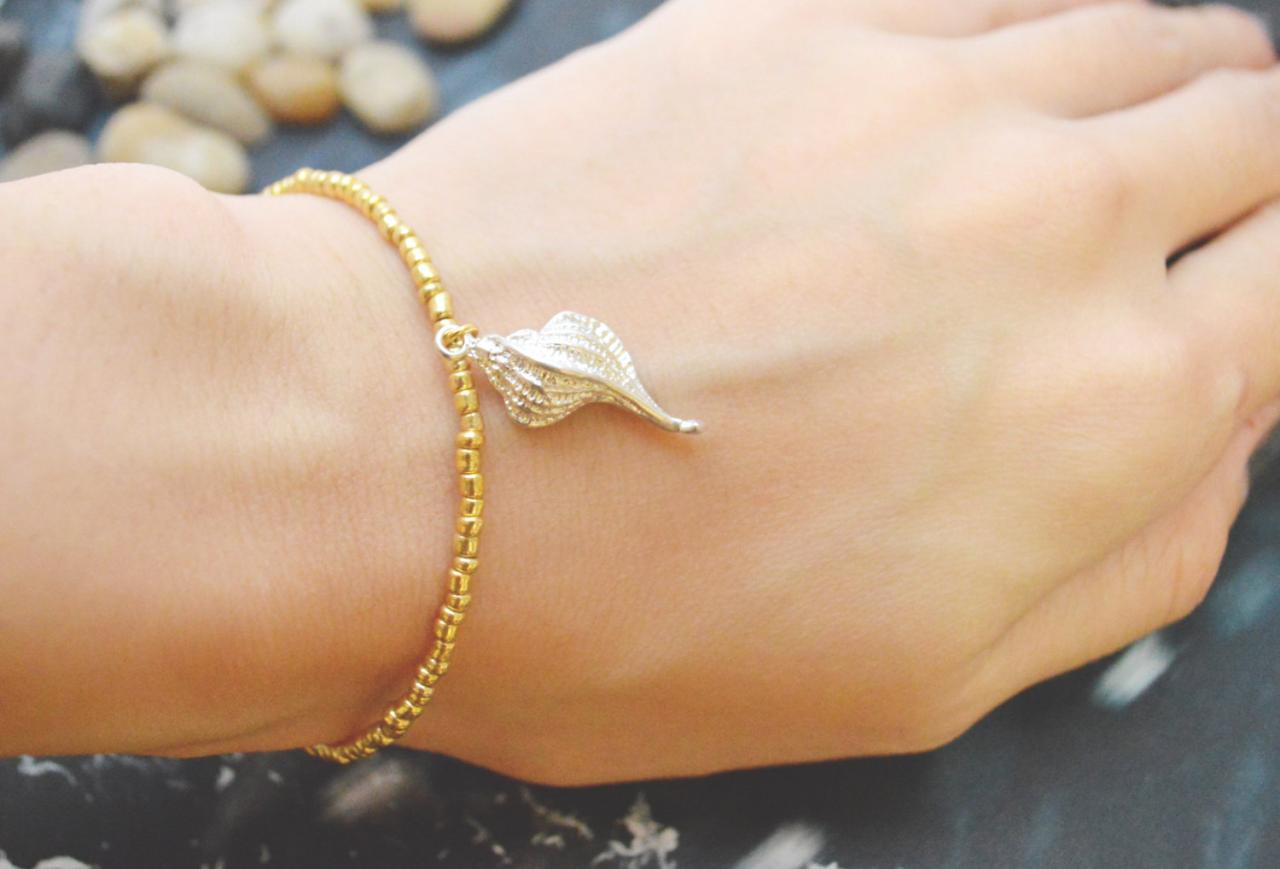 C-055 Gold Beaded bracelet, Seed bead bracelet, Seashell bracelet, Pendant Bracelet, Simple bracelet, Charm bracelet/Everyday jewelry/