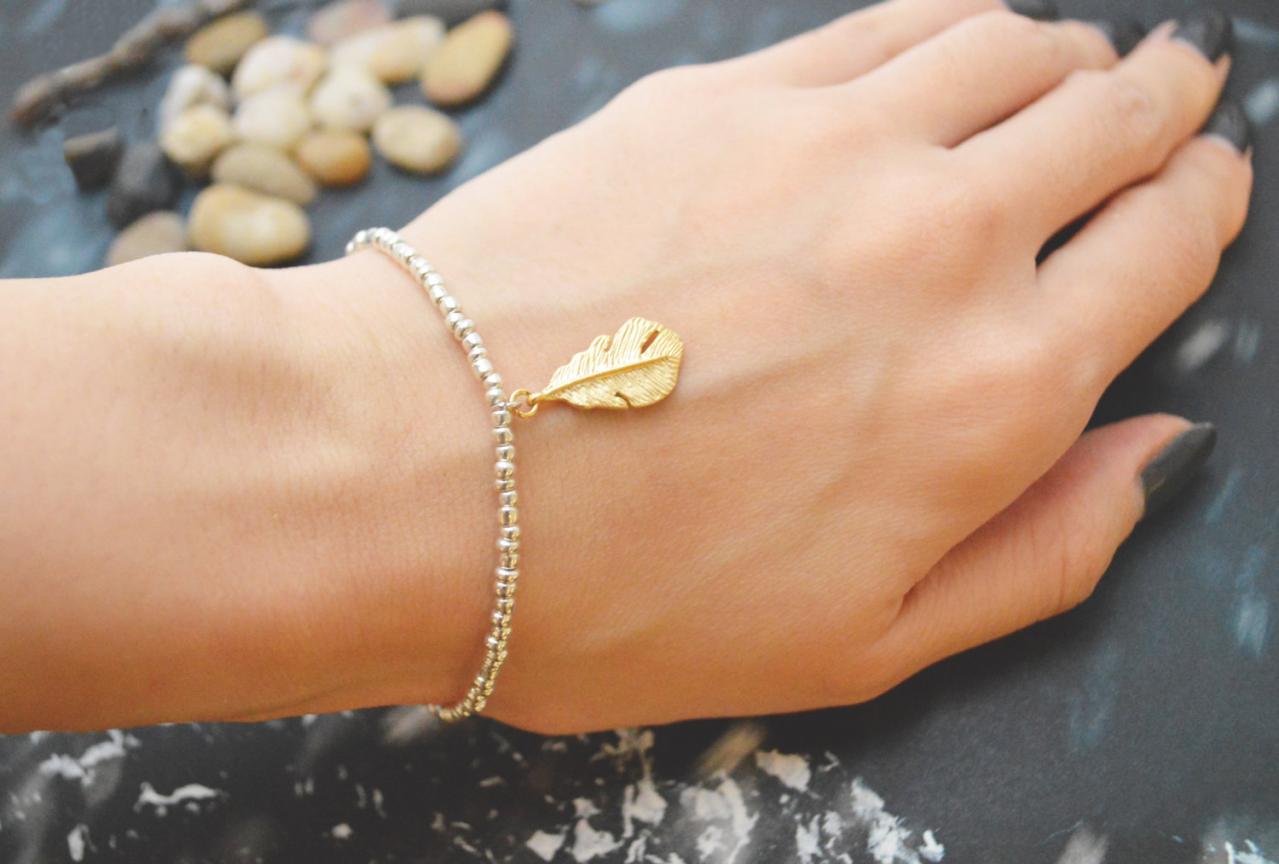 C-051 Silver Beaded bracelet, Seed bead bracelet, Feather bracelet, Pendant Bracelet, Simple bracelet, Charm bracelet/Everyday jewelry/