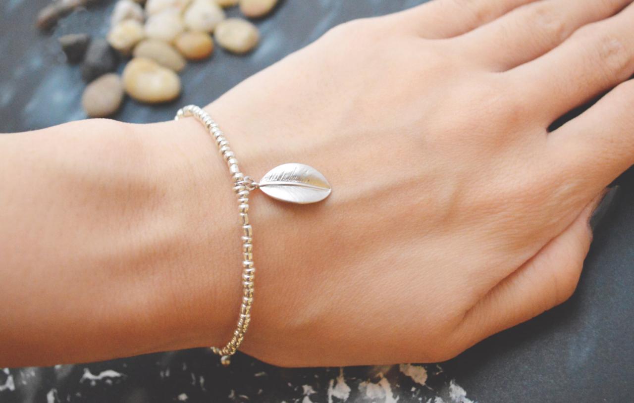 C-048 Silver Beaded Bracelet, Seed Bead Bracelet, Pendant Bracelet, Simple Bracelet, Charm Bracelet, Leaf Bracelet/everyday Jewelry/