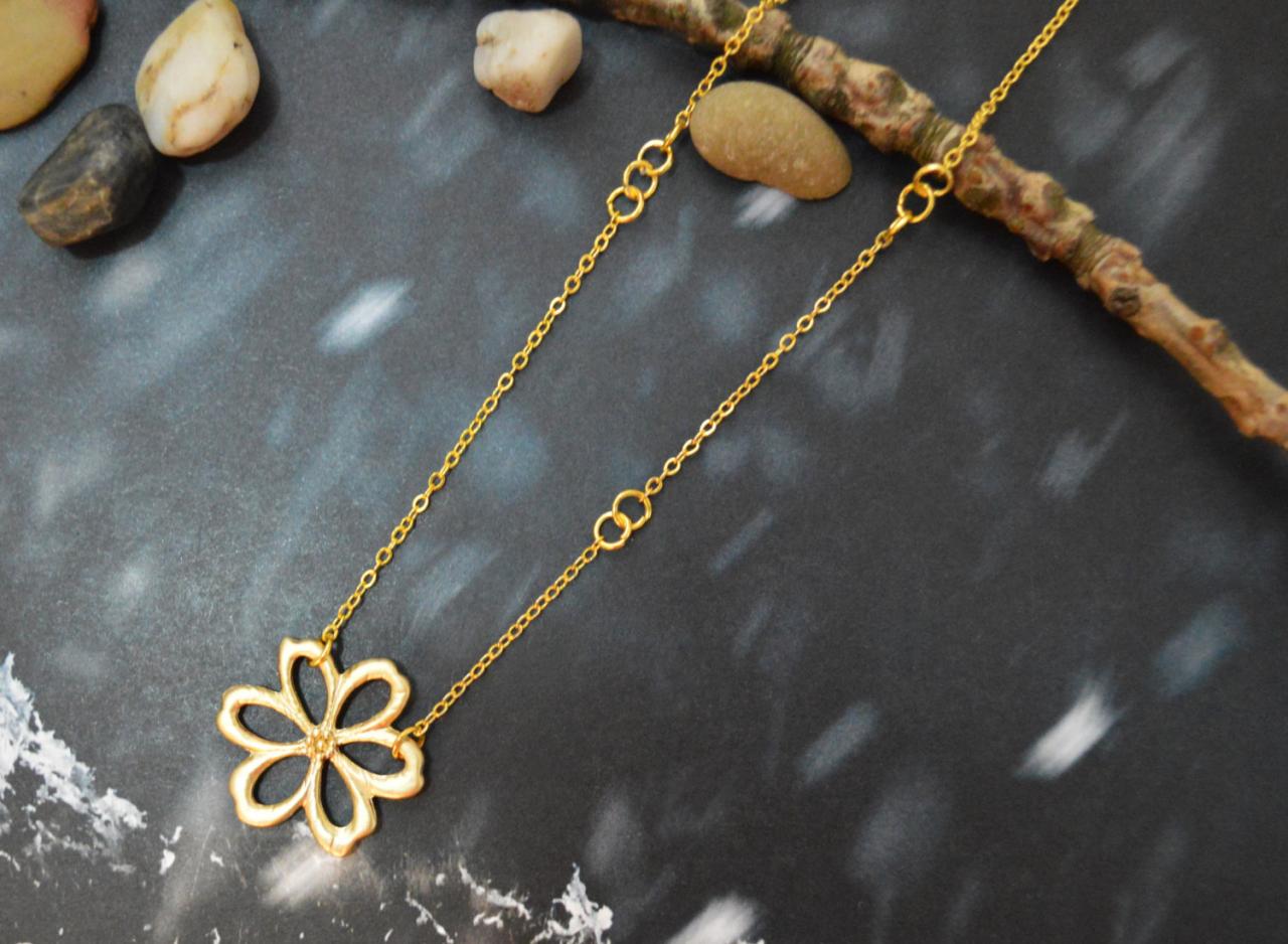 A-166 Flower necklace, Jump ring necklace, Simple necklace, Modern necklace, Gold plated/Bridesmaid/gifts/Everyday jewelry/