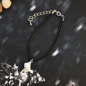 SALE) C-004 Beaded bracelet, Seed bead bracelet, Black bracelet, Simple bracelet, Charm bracelet, Seashell bracelet/Everyday jewelry/